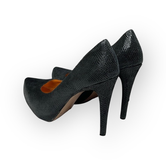 BCBGeneration ❁ Parade Snakeskin Embossed Platform Heels Pumps ❁ Shiny Black 8.5 - Picture 6 of 16